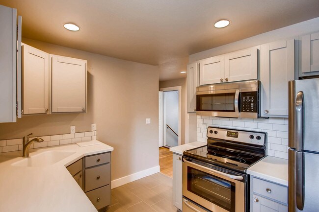 Building Photo - 1115 15th St