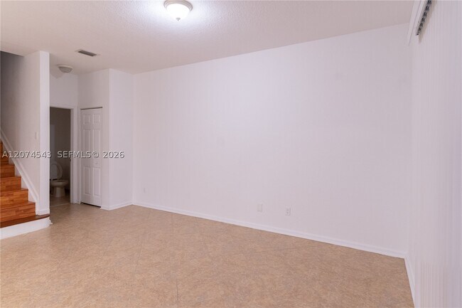 Building Photo - 1410 S Santa Catalina Cir