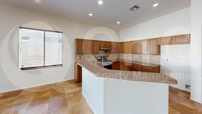 Foto del edificio - 18564 W Sweet Acacia Dr