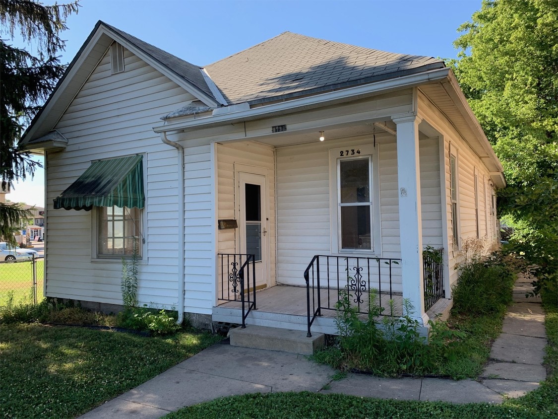 2734 Dudley St, Lincoln, NE 68503 House for Rent in Lincoln, NE