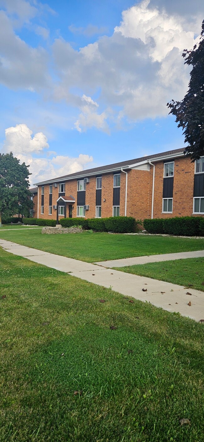 Primary Photo - Ridgeview Terrace
