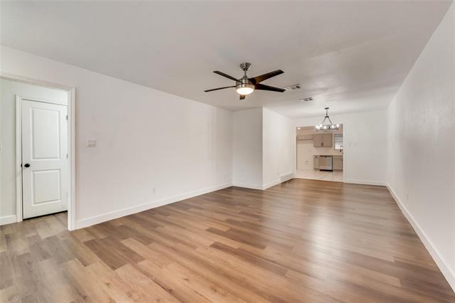 Foto del edificio - 4900 South Dr