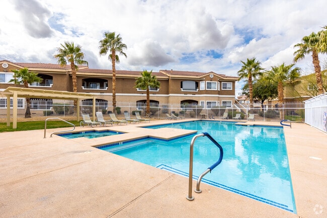 Building Photo - Aspen Peak Condominiums