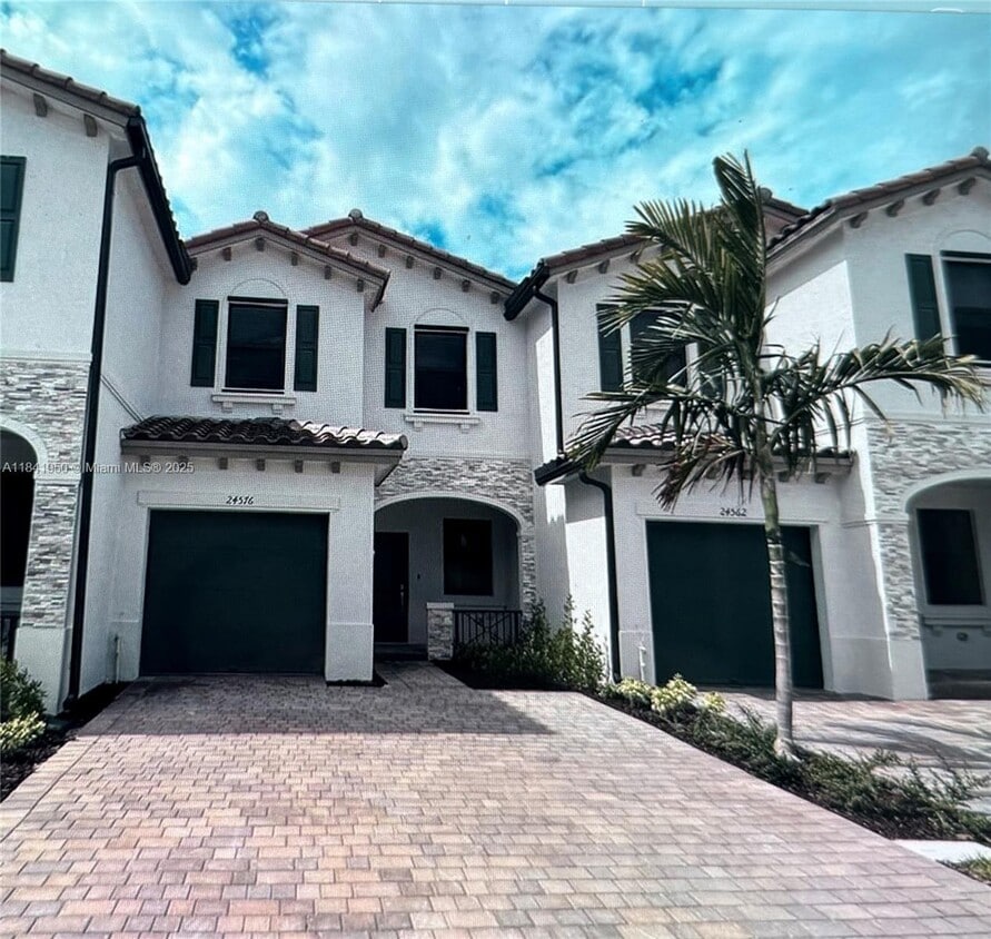 Primary Photo - 24576 SW 119th Pl