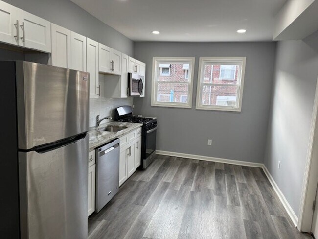 Building Photo - Anika Homes 3 Bedroom