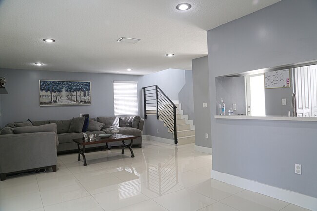 Foto del edificio - 9035 SW 148th Ct