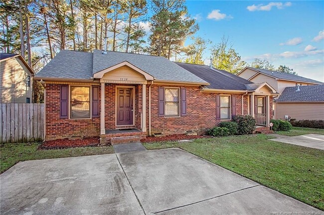 Building Photo - 5539 Robmont Dr
