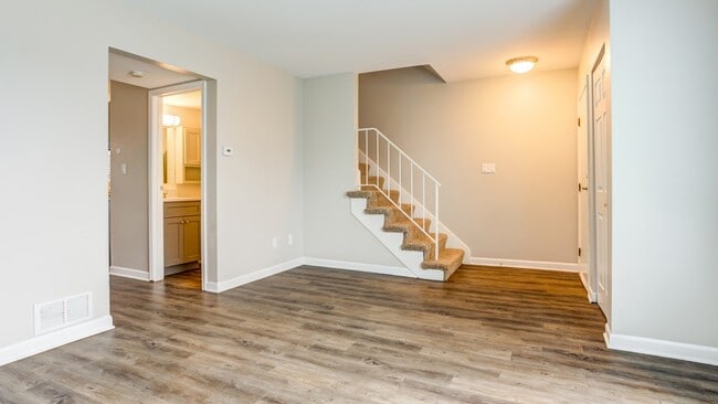 Building Photo - The View Apartments St Charles