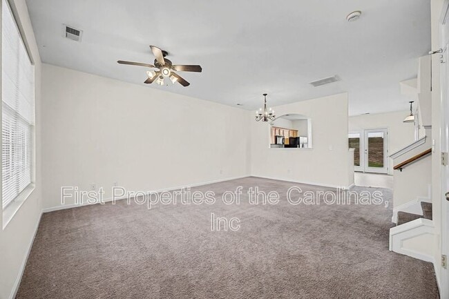 Building Photo - 7371 Laurel Valley Rd