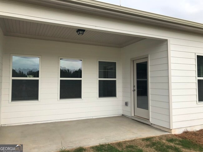 Building Photo - 1109 Day Dr