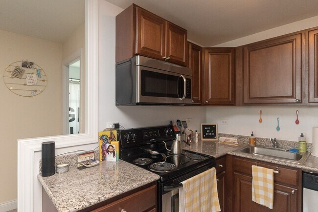 Building Photo - 2012 N Orleans St