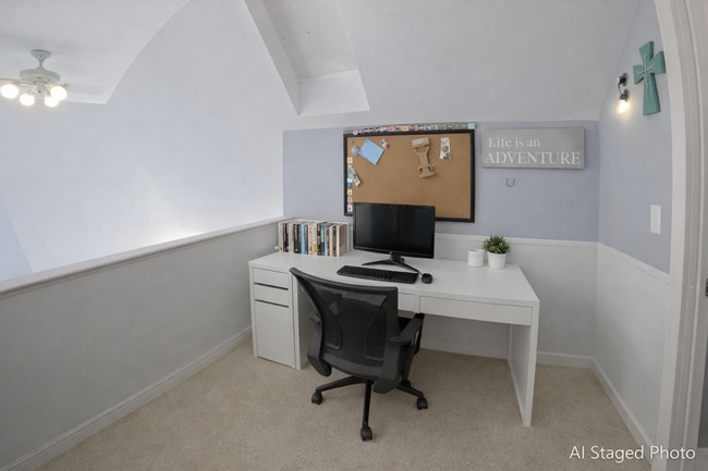 Building Photo - Beautiful West Side Stand Alone Home with 2 Car Garage! Available July 3rd!