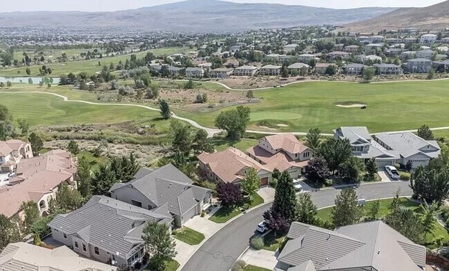 Foto del edificio - 3 bed / 2 bath in Wingfield Springs - Available 3/15/2026!