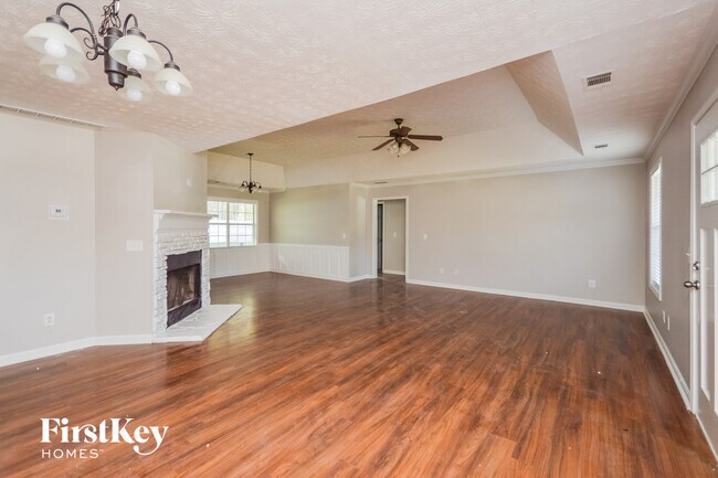 Foto del edificio - 145 Vinny's Way