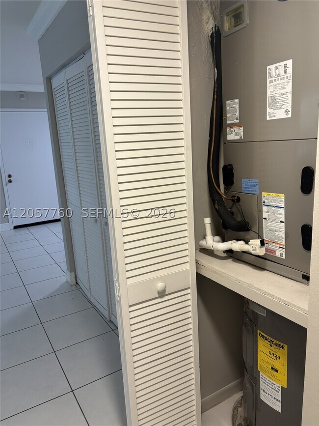 Foto del edificio - 7965 SW 86th St