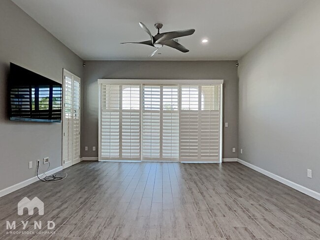 Foto del edificio - 12112 W Peak View Rd
