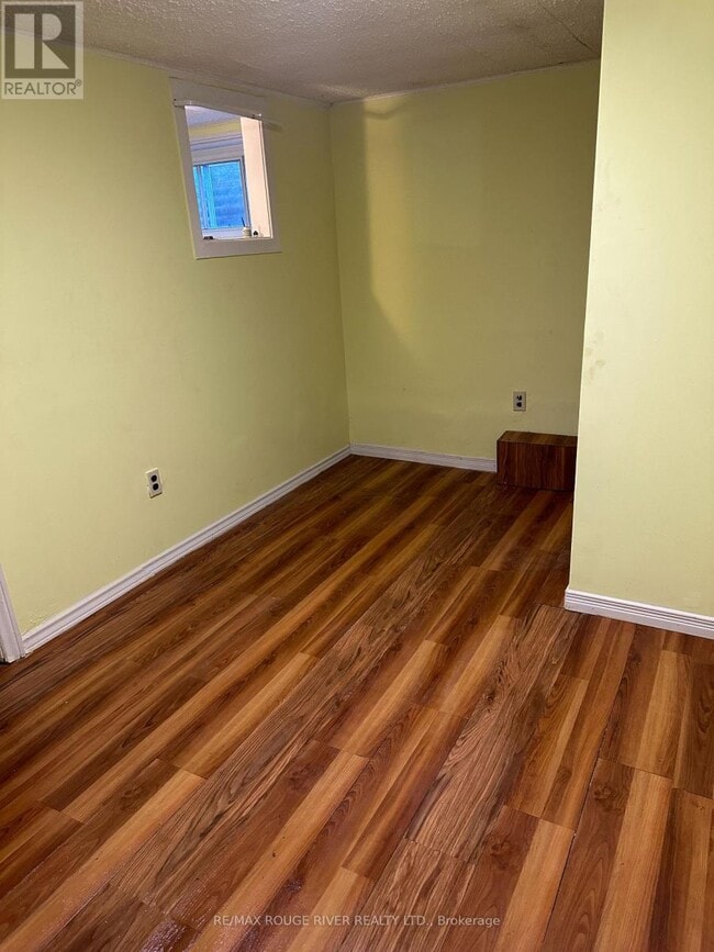 Building Photo - 27 Haileybury Dr