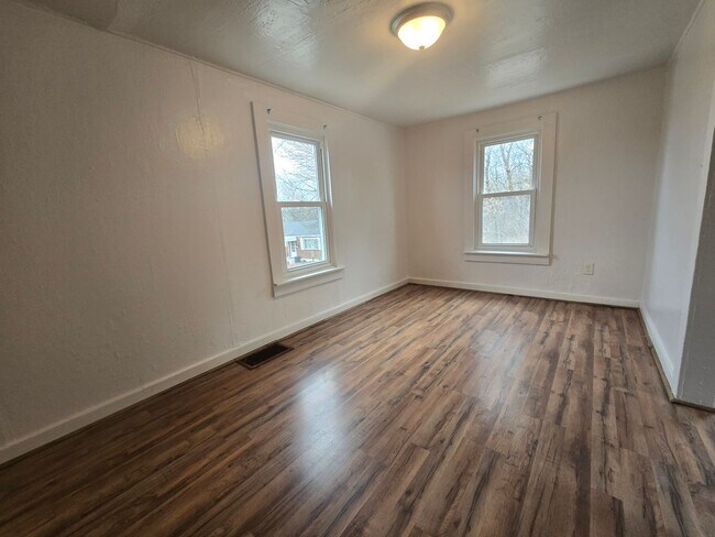 Photo - Burtner Rd Apartment