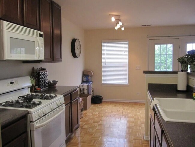 Foto del edificio - 2349 Croydon Pl