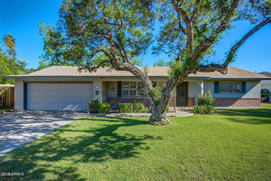 Primary Photo - 4020 E Earll Dr