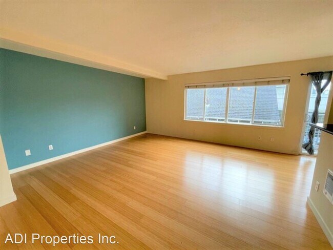 Building Photo - 1 br, 1 bath House - 3866 SE Taylor St #204