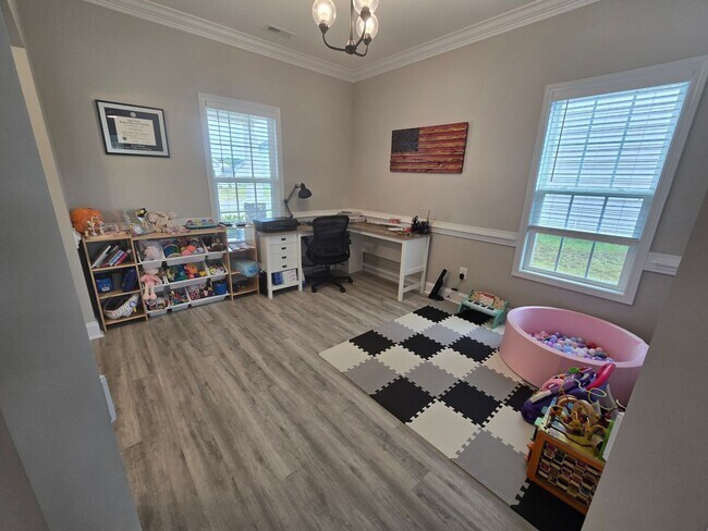 Foto del edificio - 135 Meadow Sage St