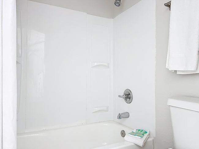 Foto del edificio - 4645 N Socrum Loop Rd