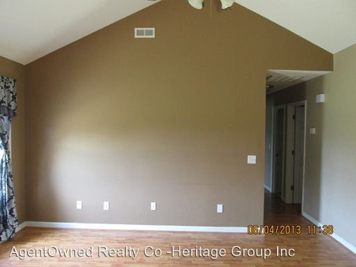 Building Photo - 3 br, 2 bath House - 3470 Sheila