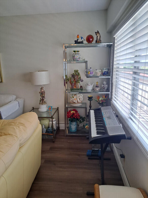 Foto del edificio - 158 Preston Way