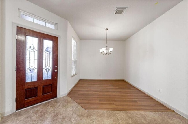 Foto del edificio - 1239 Glenwood Canyon Ln