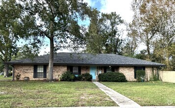 Building Photo - 12631 Quarterhorse Trail