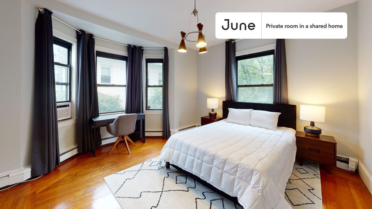 Private bedroom in 4 bed/2 bath Home - Private bedroom in 4 bed/2 bath Home