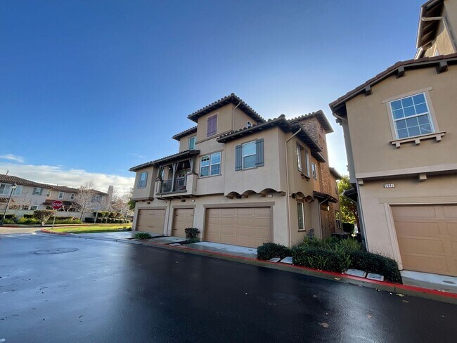 Foto del edificio - 5921 Tan Oak Drive, Fremont, CA 94555
