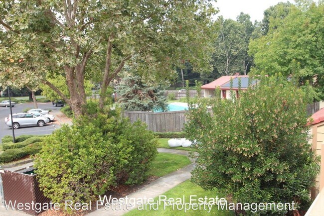 Building Photo - 1 br, 1 bath House - 215 Park Place Drive