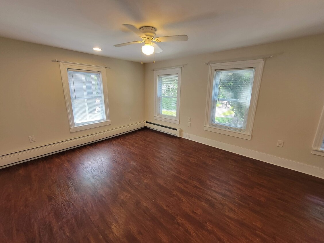 First bedroom-2nd floor - 54 State St