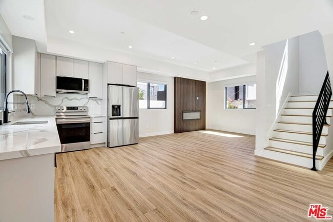 Building Photo - 1921 Federal Ave