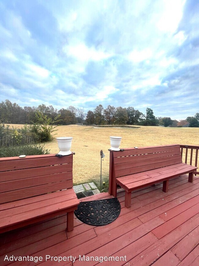 Building Photo - 4 br, 2.5 bath House - 9456 Club Walk Ct.