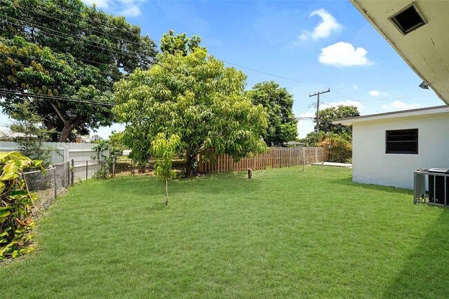 Foto del edificio - 4260 NW 173rd Dr