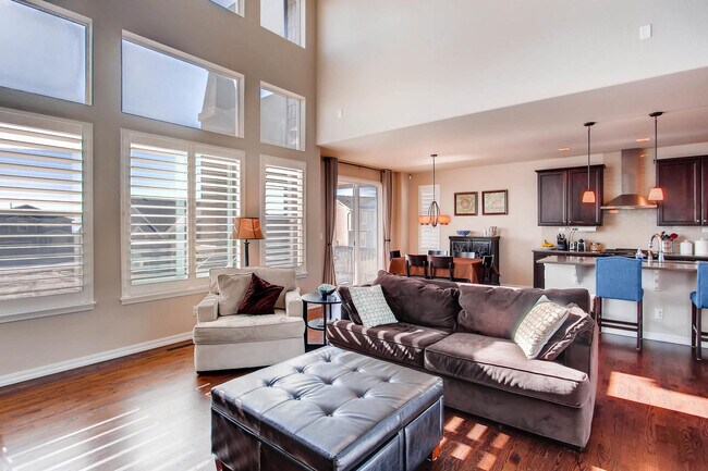 Foto del edificio - Cordera 5 Bed 4 Bath home with 4 car garage