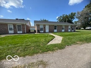 Building Photo - 102 S Bradner Ave