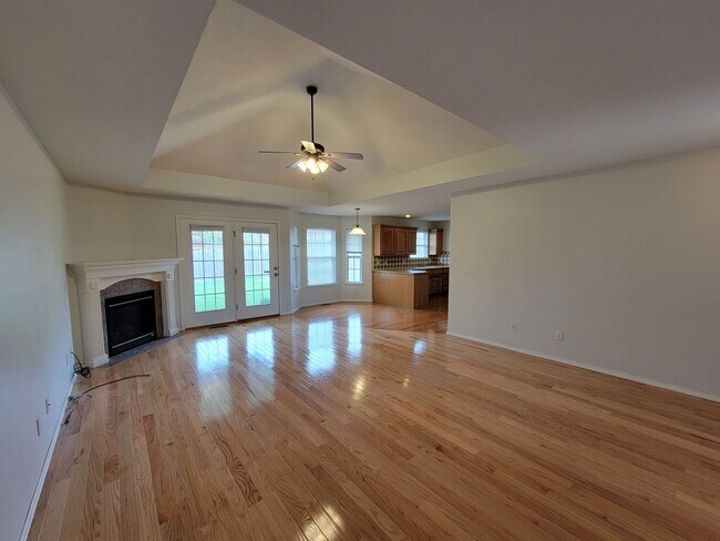 Foto del edificio - All brick 3 bedroom house