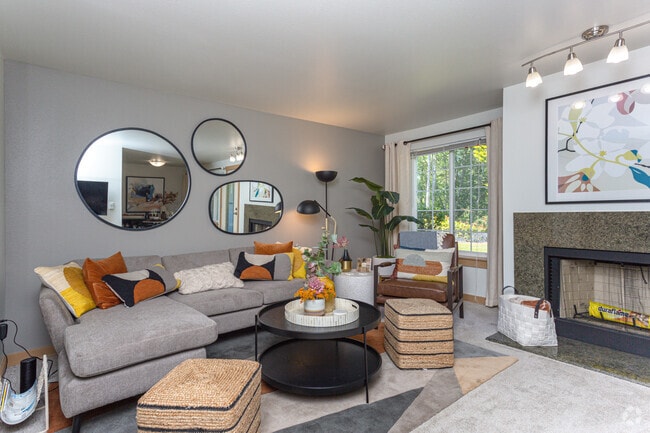 2BR, 2BA - 980SF - Olympic Village