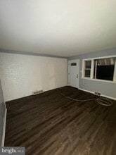 Building Photo - 409 West Ave