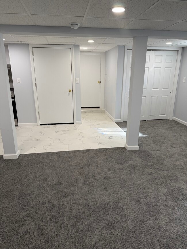 Building Photo - 105 Mohawk Ave