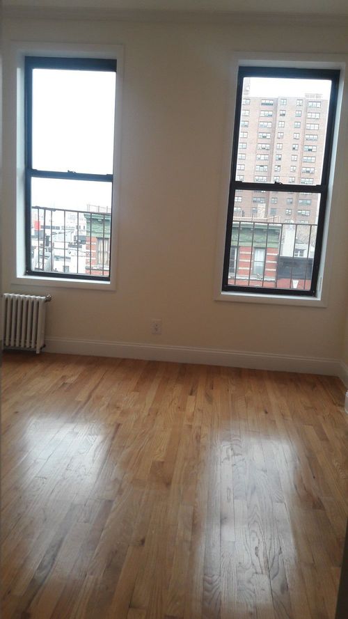 Building Photo - 26 1st Ave