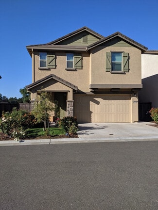 Building Photo - 569 Addison Ct