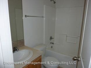 Building Photo - 20511 Brentwood Ave