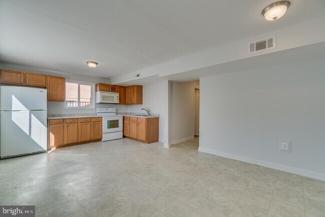 Foto del edificio - 3208 Normandy Ave