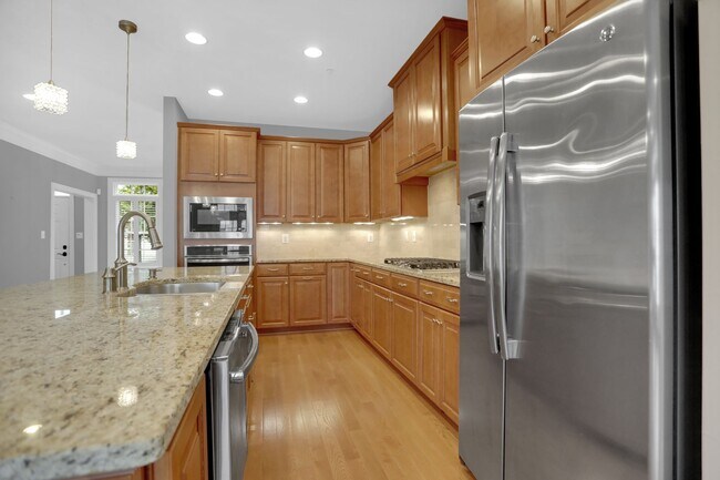 Foto del edificio - 8638 Westford Rd