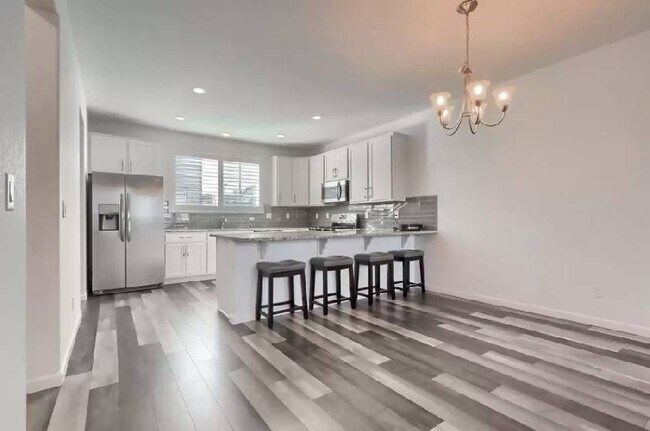 Building Photo - Plum Creek townhouse
